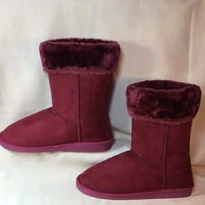 Women's Burgundy Fur-Lined Booties
